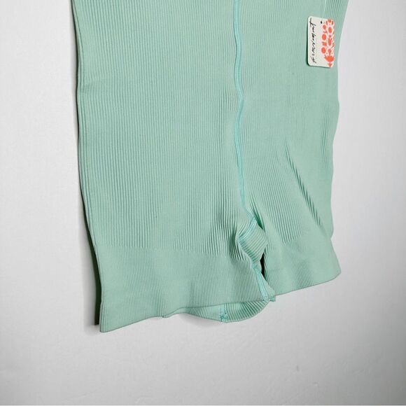 Free People FP Movement Free Throw High Rise Biker Shorts Mint Green Size M - Picture 5 of 9